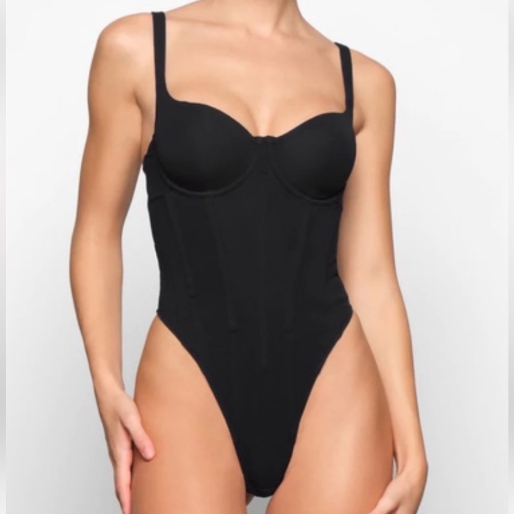 SKIMS COTTON CORSET UNLINED BODYSUIT